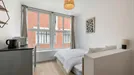 Apartment for rent, Paris 18ème arrondissement - Montmartre, Paris, &lt;span class=&quot;blurred street&quot; onclick=&quot;ProcessAdRequest(10964064)&quot;&gt;&lt;span class=&quot;hint&quot;&gt;See streetname&lt;/span&gt;[xxxxxxxxxxxxx]&lt;/span&gt;