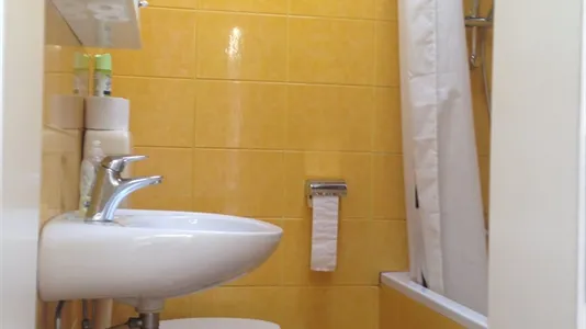 Rooms in Besnica - photo 4