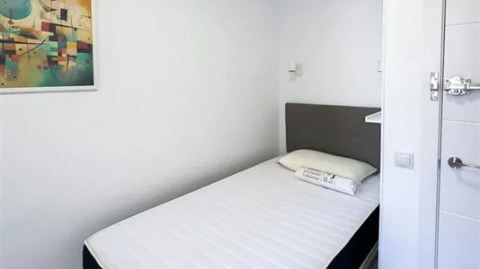 Rooms in Madrid Centro - photo 2