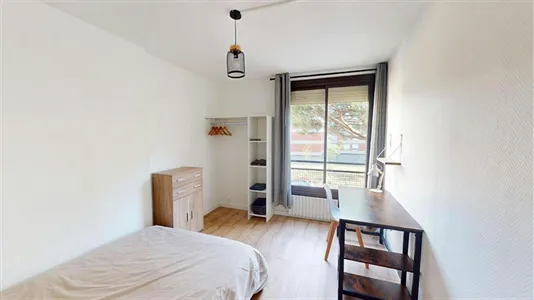 Rooms in Toulouse - photo 1