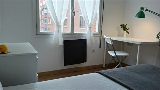 Rooms in Gijón - photo 5