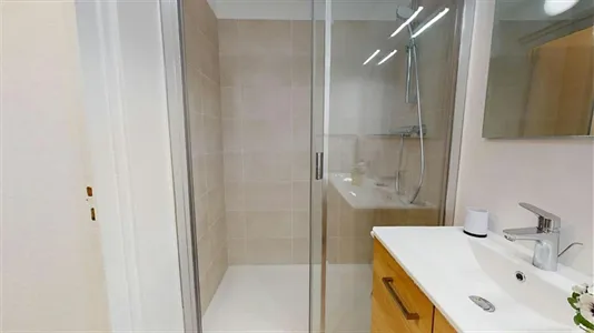 Rooms in Lyon - photo 6