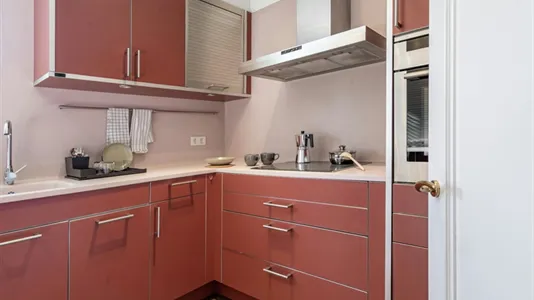 Rooms in Barcelona Eixample - photo 9