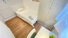 Room for rent, Madrid Puente de Vallecas, Madrid, &lt;span class=&quot;blurred street&quot; onclick=&quot;ProcessAdRequest(9897212)&quot;&gt;&lt;span class=&quot;hint&quot;&gt;See streetname&lt;/span&gt;[xxxxxxxxxxxxx]&lt;/span&gt;