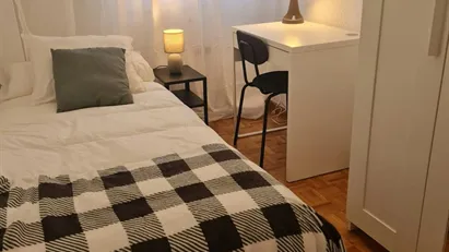 Room for rent in Madrid Hortaleza, Madrid