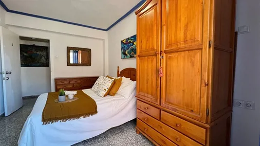 Rooms in Tavernes Blanques - photo 3