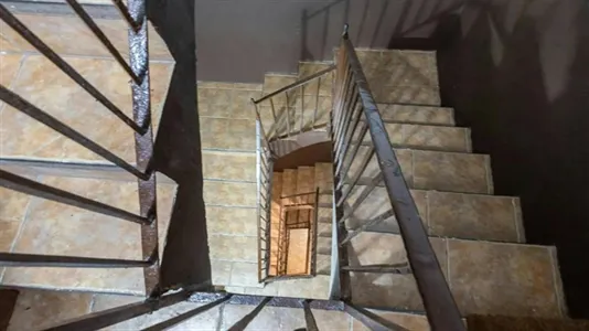 Apartments in Barcelona Ciutat Vella - photo 9