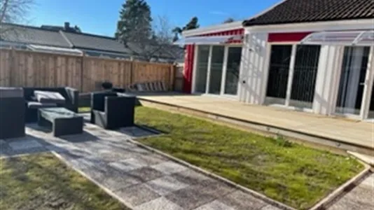 Houses in Stockholm West - photo 3