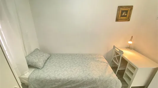 Rooms in Adaro - photo 4
