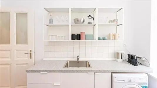 Apartments in Location is not specified - photo 8