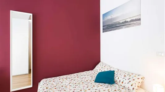 Rooms in Milano Zona 8 - Fiera, Gallaratese, Quarto Oggiaro - photo 9
