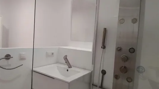 Rooms in Mislata - photo 8