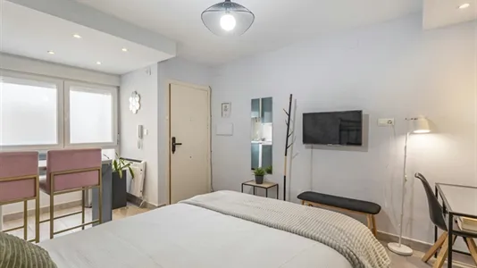 Apartments in Granada - photo 9