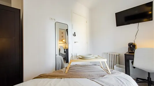 Rooms in Madrid Chamartín - photo 3