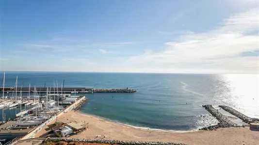 Apartments in Barcelona Ciutat Vella - photo 9