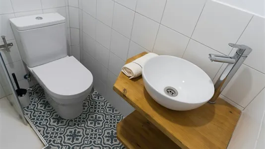 Rooms in Madrid Chamberí - photo 9