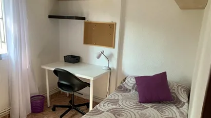 Room for rent in Madrid Carabanchel, Madrid