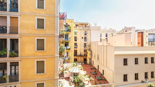Apartments in Barcelona Ciutat Vella - photo 4
