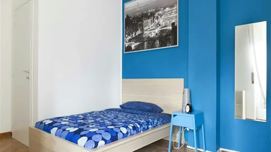 Rooms in Milano Zona 2 - Stazione Centrale, Gorla, Turro, Greco, Crescenzago - photo 6