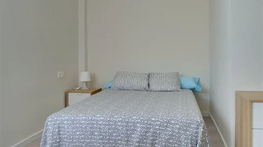 Rooms in Zaragoza - photo 1