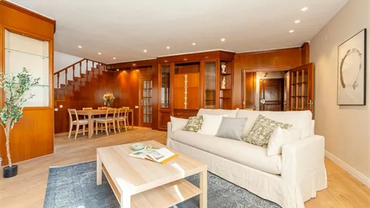 Rooms in Barcelona Eixample - photo 8