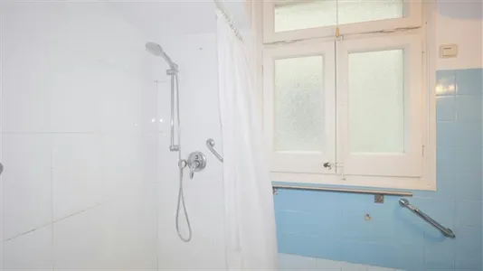 Rooms in Barcelona Les Corts - photo 10