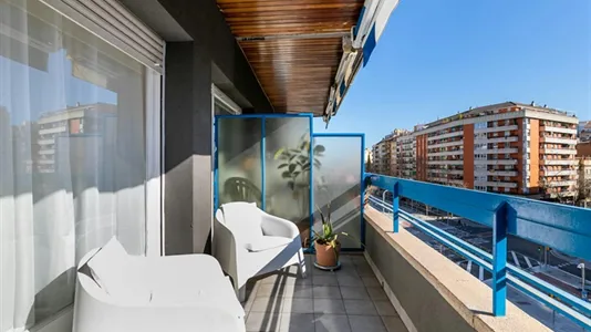 Apartments in Barcelona Eixample - photo 3