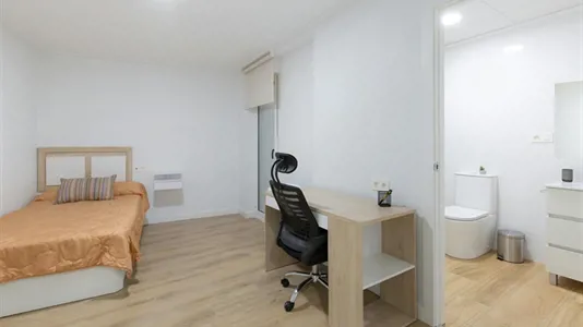 Rooms in Elche/Elx - photo 2