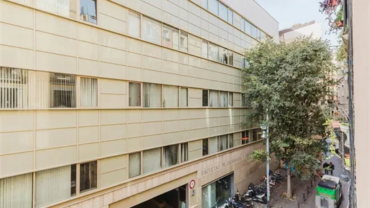 Apartments in Barcelona Ciutat Vella - photo 4