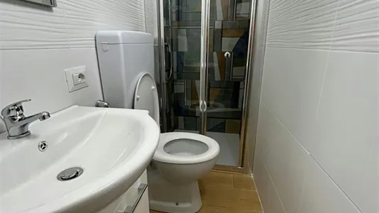 Rooms in Milano Zona 8 - Fiera, Gallaratese, Quarto Oggiaro - photo 7