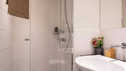 Apartments in Location is not specified - photo 9