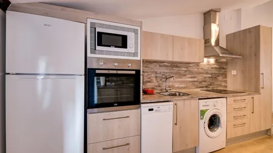 Rooms in Zaragoza - photo 6