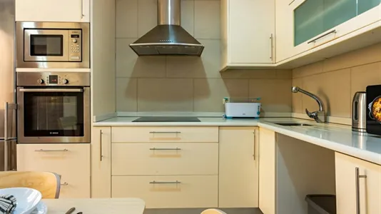 Rooms in Madrid Salamanca - photo 10