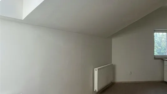 Apartments in Location is not specified - photo 5