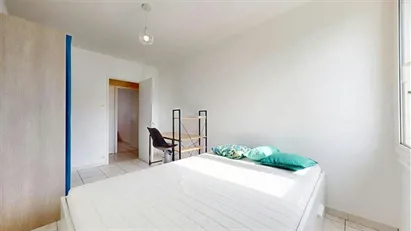 Room for rent in Grenoble, Auvergne-Rhône-Alpes