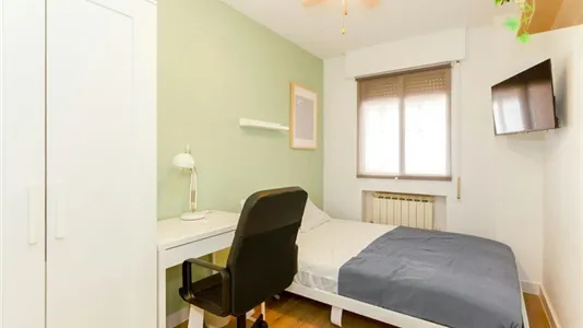 Rooms in Alcalá de Henares - photo 1