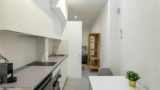 Apartments in Cornellà de Llobregat - photo 7