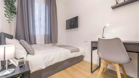 Rooms in Barcelona Sant Andreu - photo 3