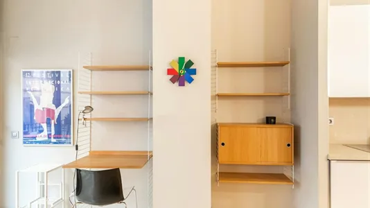 Apartments in Barcelona Ciutat Vella - photo 9