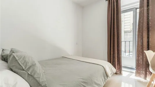 Rooms in Madrid Centro - photo 1