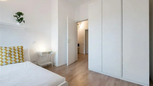 Rooms in Milano Zona 6 - Barona, Lorenteggio - photo 2