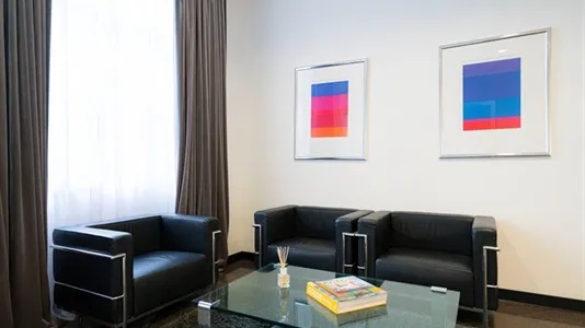 Apartments in Frankfurt Süd - photo 8