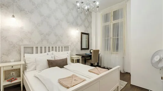 Apartments in Budapest Belváros-Lipótváros - photo 2