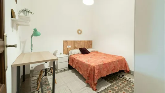 Rooms in Barcelona Eixample - photo 3