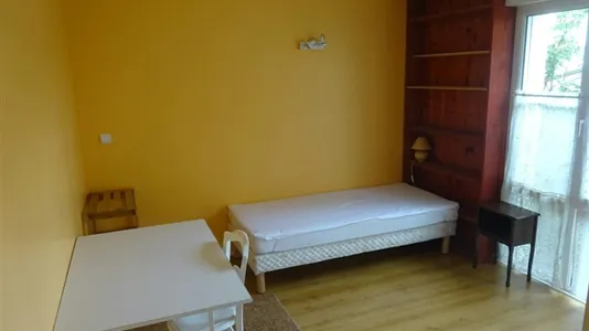 Rooms in Troyes - photo 8