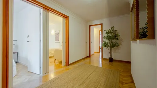 Rooms in Madrid Retiro - photo 9