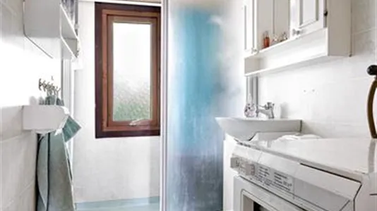 Houses in Trollhättan - photo 12