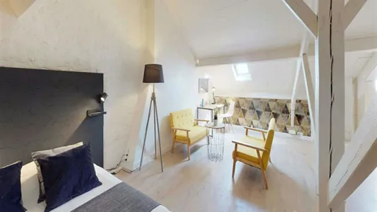 Rooms in Boulogne-Billancourt - photo 6