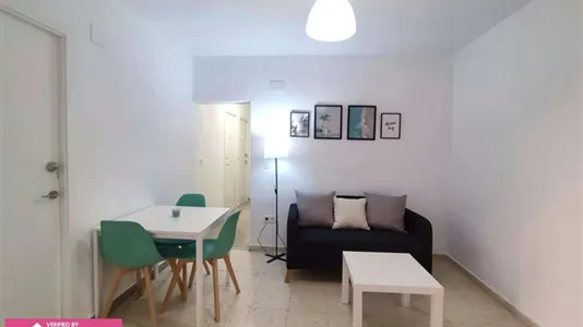 Rooms in Granada - photo 4
