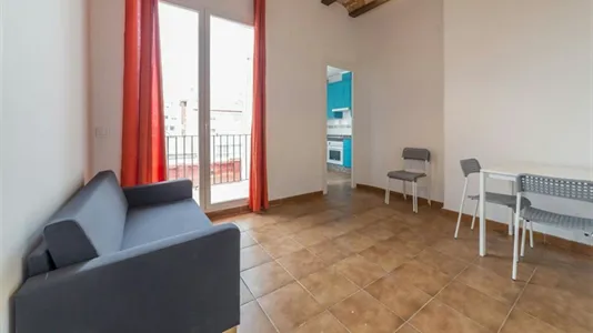 Rooms in Valencia Extramurs - photo 9